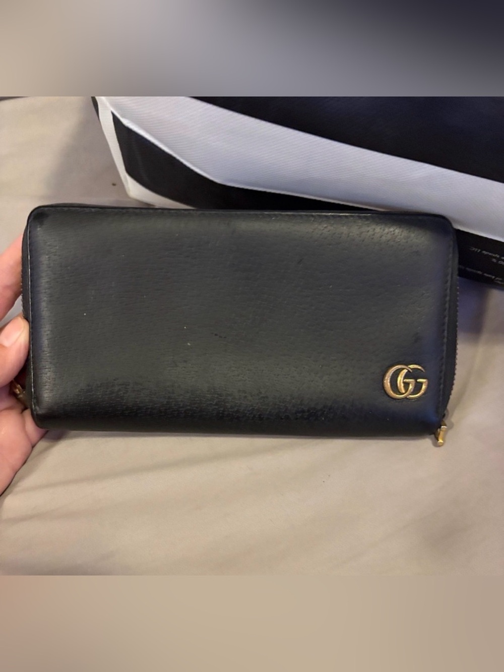 GUCCI Black Leather Marmont Zip Around Wallet Large